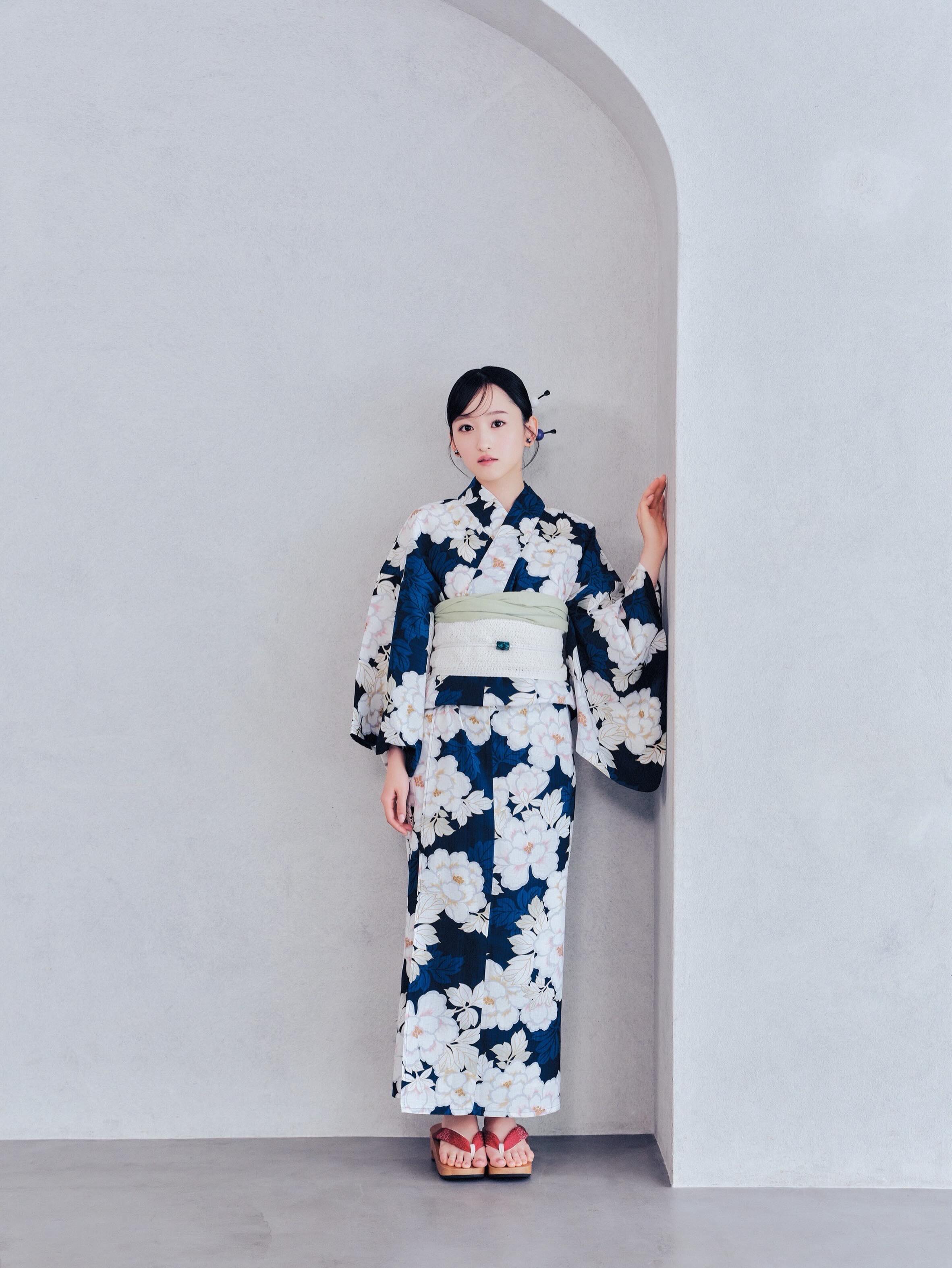 乃木坂46 - ⁡ 現在発売中のarに #一ノ瀬美空 が登場しています🍧 ぜひ
