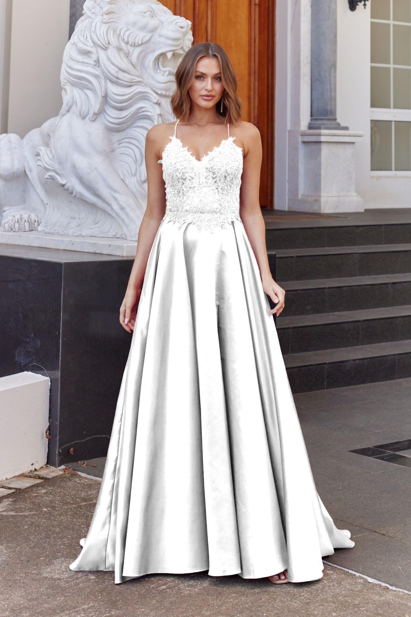 alina formal illusion lace a-line dress Deb season just got even prettier! 🩶 Meet Alina, a brand new style in our collection and she is stunning. Key features are a fitted bodice with delicate straps and a Concealed inner snaps create weather-warm Kamali Aqua Blue Rhinestone Color:Stormy
