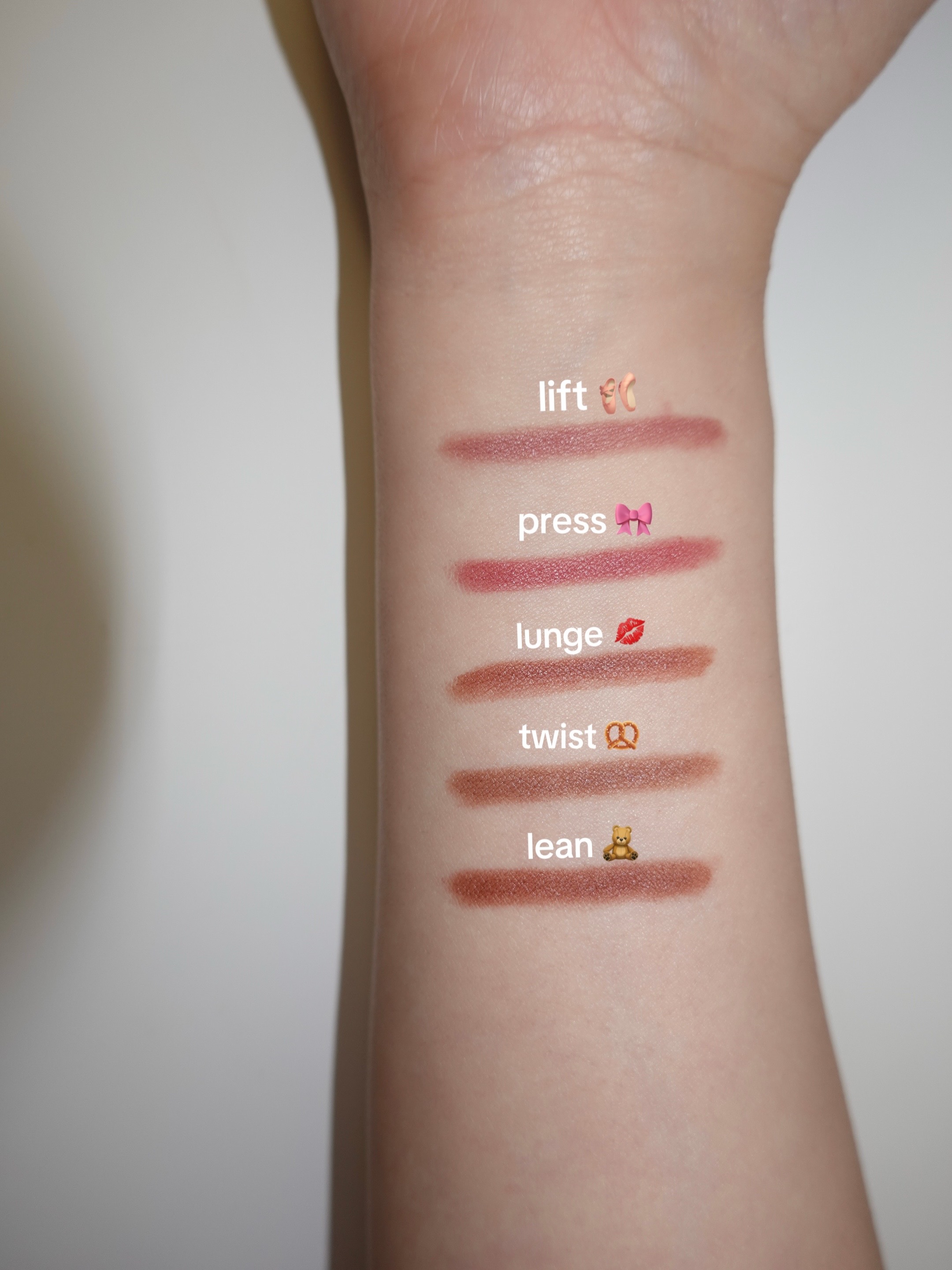 🎀 Rhode ~ Peptide Lip Shape ✏️ 📦 Instock: 34.00$ each 🫦 _