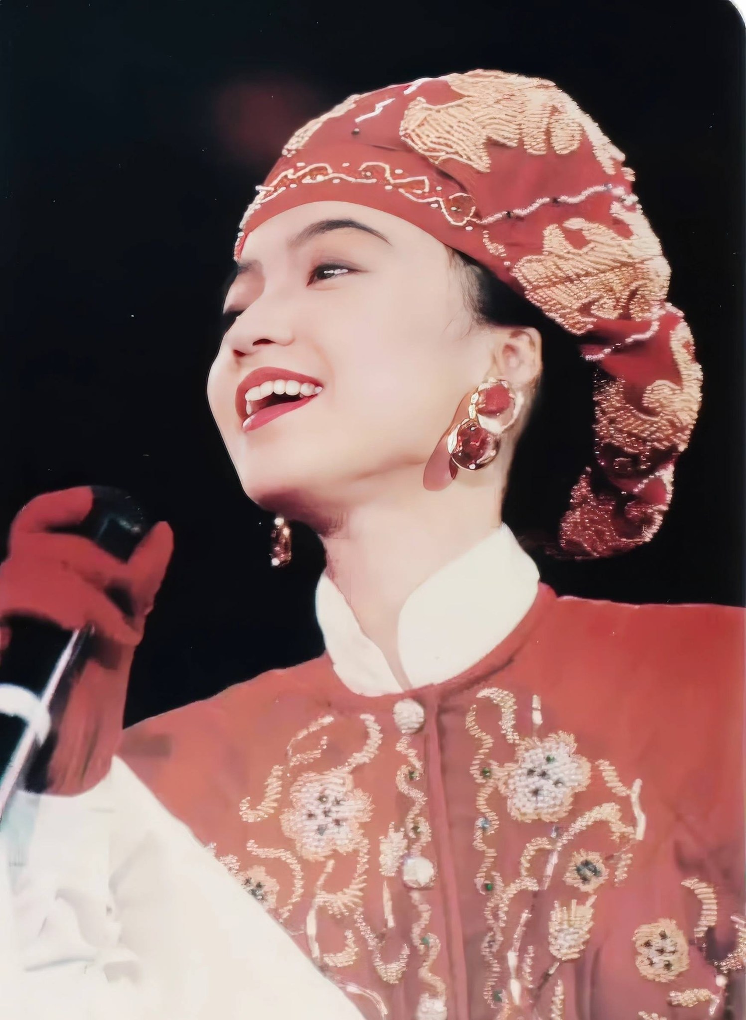 凝聚每分光- 梅艷芳譚詠麟葉蒨文羅文林子祥許冠傑徐小鳳(1990年香港
