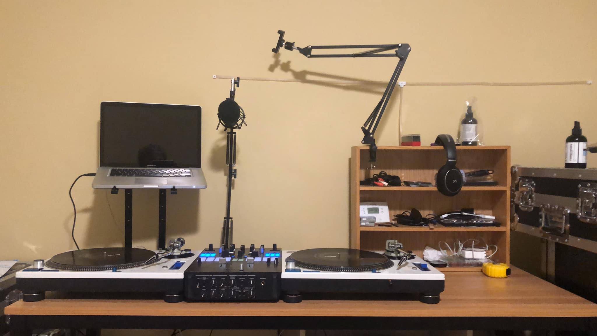 Technics 1200s/1210s Mods & Tutorials | Your Group moderator's setup ...