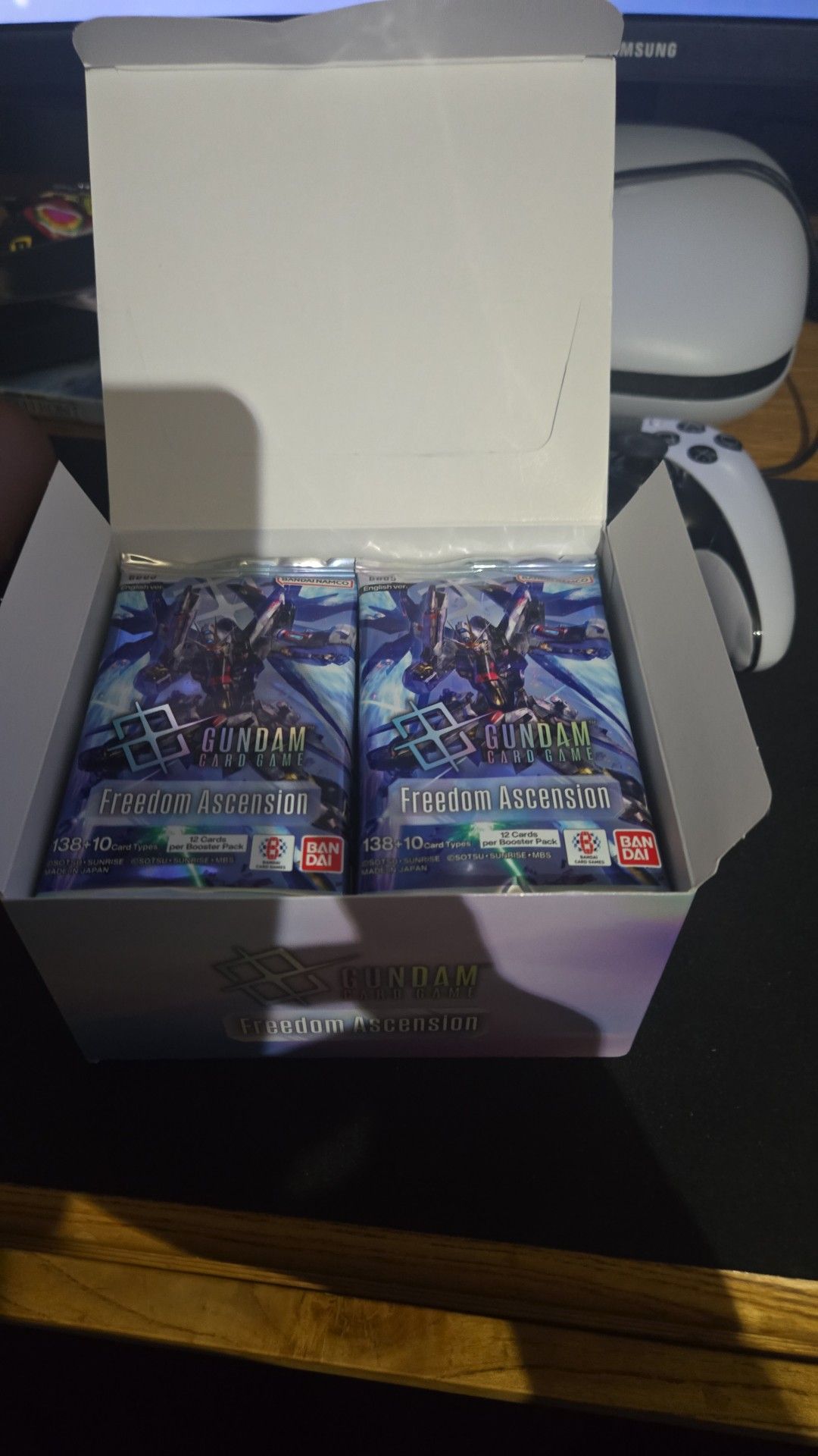 Unboxing Gundam Card Game Freedom Ascension Booster Packs