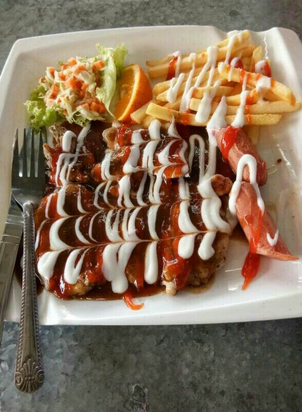 Akbar Murtabak/ Cheese & Roti Canai Kari Tulang | Kuantan