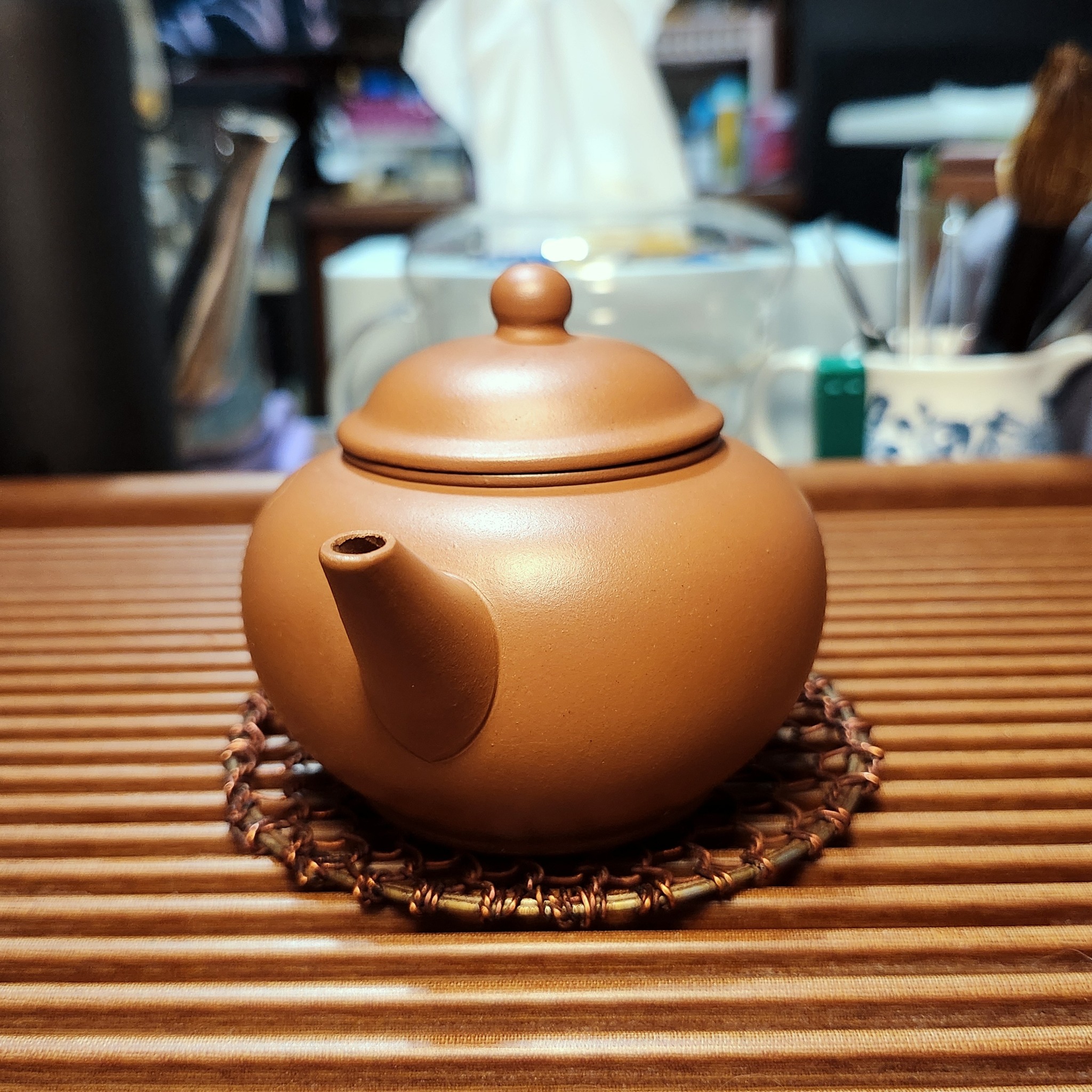 早期水平壺蓋牆：中國宜興高海庚