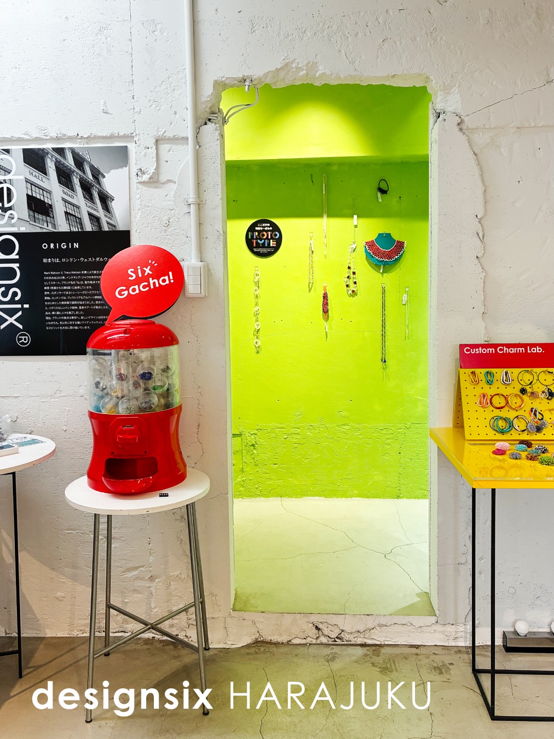 交通安全　原宿通行手形　MARCY'S designsix Concept shop HARAJUKU 原宿本店では、designsixの豊富な