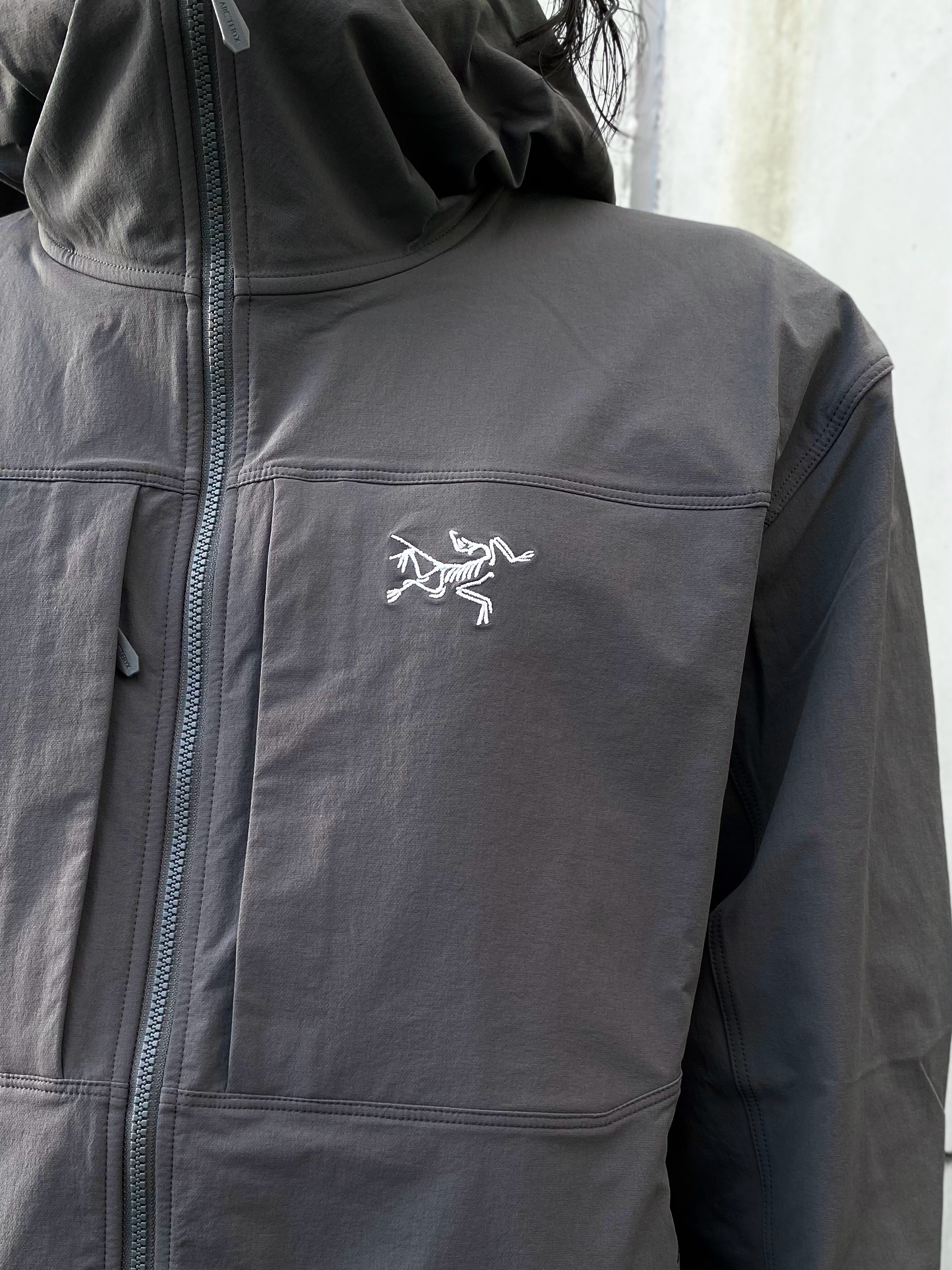 arcteryx オレラ フルジップ フーディ メンズ アークテリクスから高