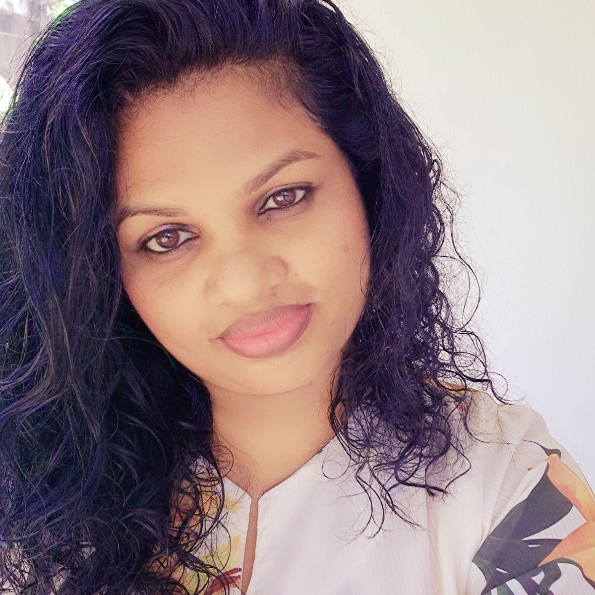 Roshani Roshi