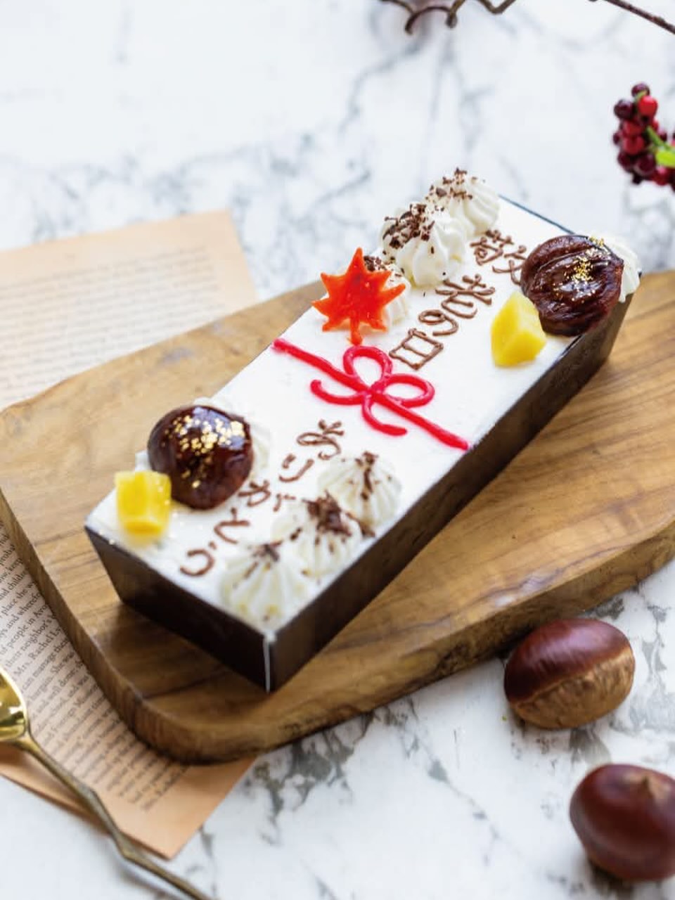 リバージュ55周年記念 ／ カフェにてオランダシュークリームが￥55