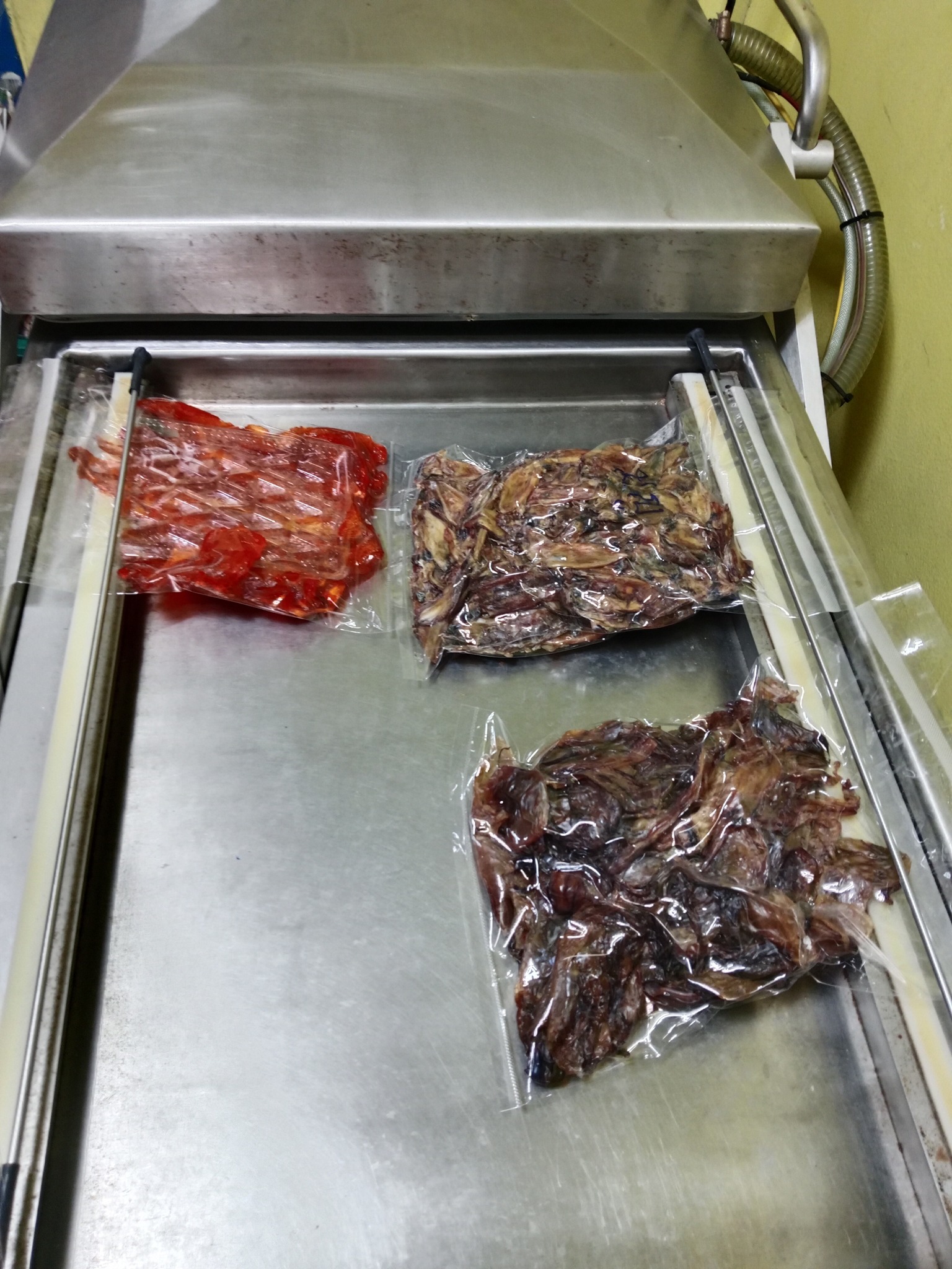 PT Packing เครื่องซีลสูญญากาศ เครื่องซีลถุง เครื่องอบฟิล์มหด เครื่องแพ ...