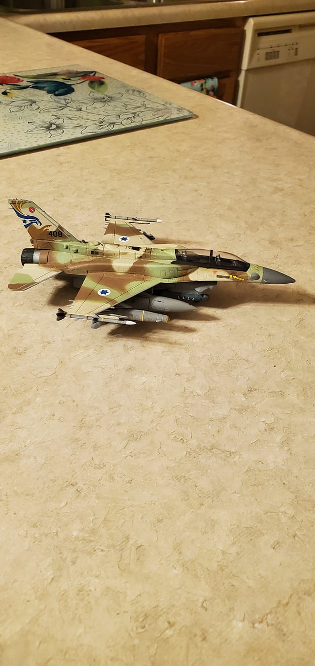 F-16I Falcon Israélien 1/72 – Avion De Chasse En Alliage Moulé, Présentoir Métal, Collection