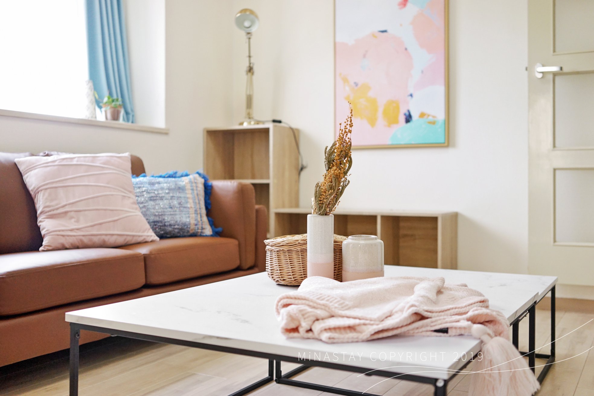 MiNASTAY - Our pastel color room will lighten your mood...