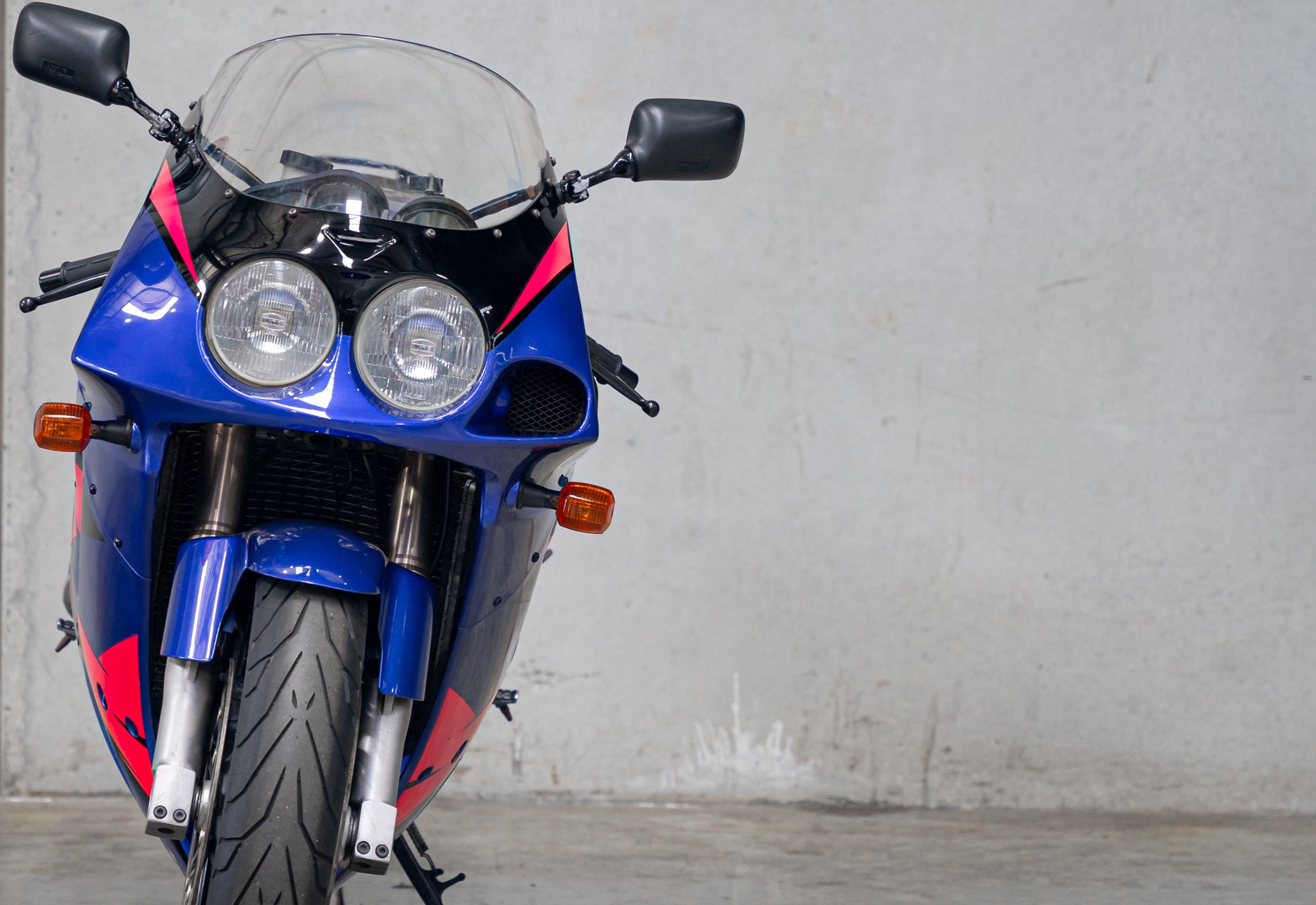 A Kawasaki ZXR750 from the mid-1990s. Notably, this one is wearing