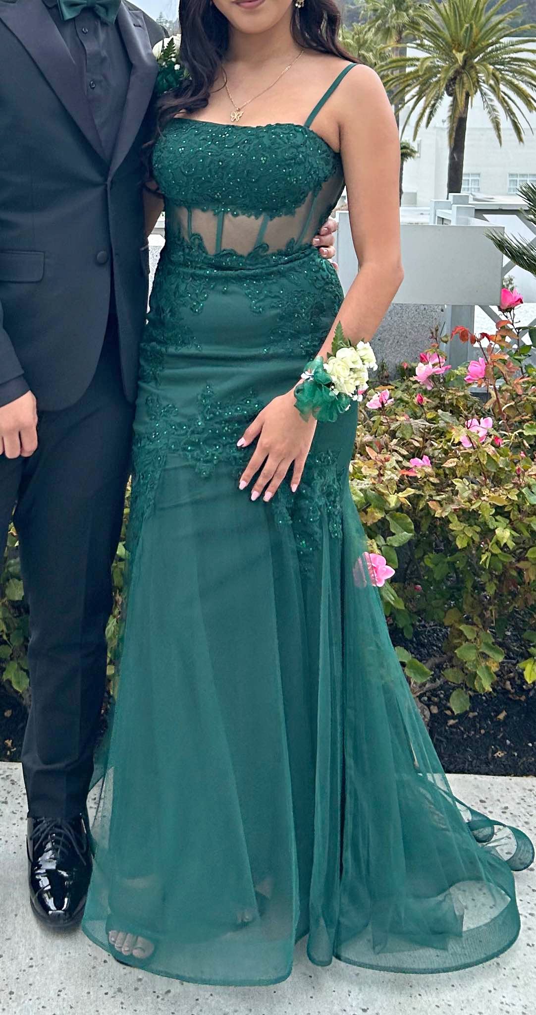 windsor green prom dress Kailey Formal Lace-Up A-Line New With Tags!! New and used Windsor-sage-green-corset-prom-dress for