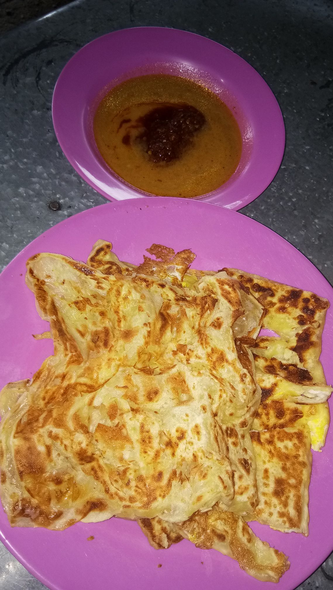 Akbar Murtabak/ Cheese & Roti Canai Kari Tulang | Kuantan