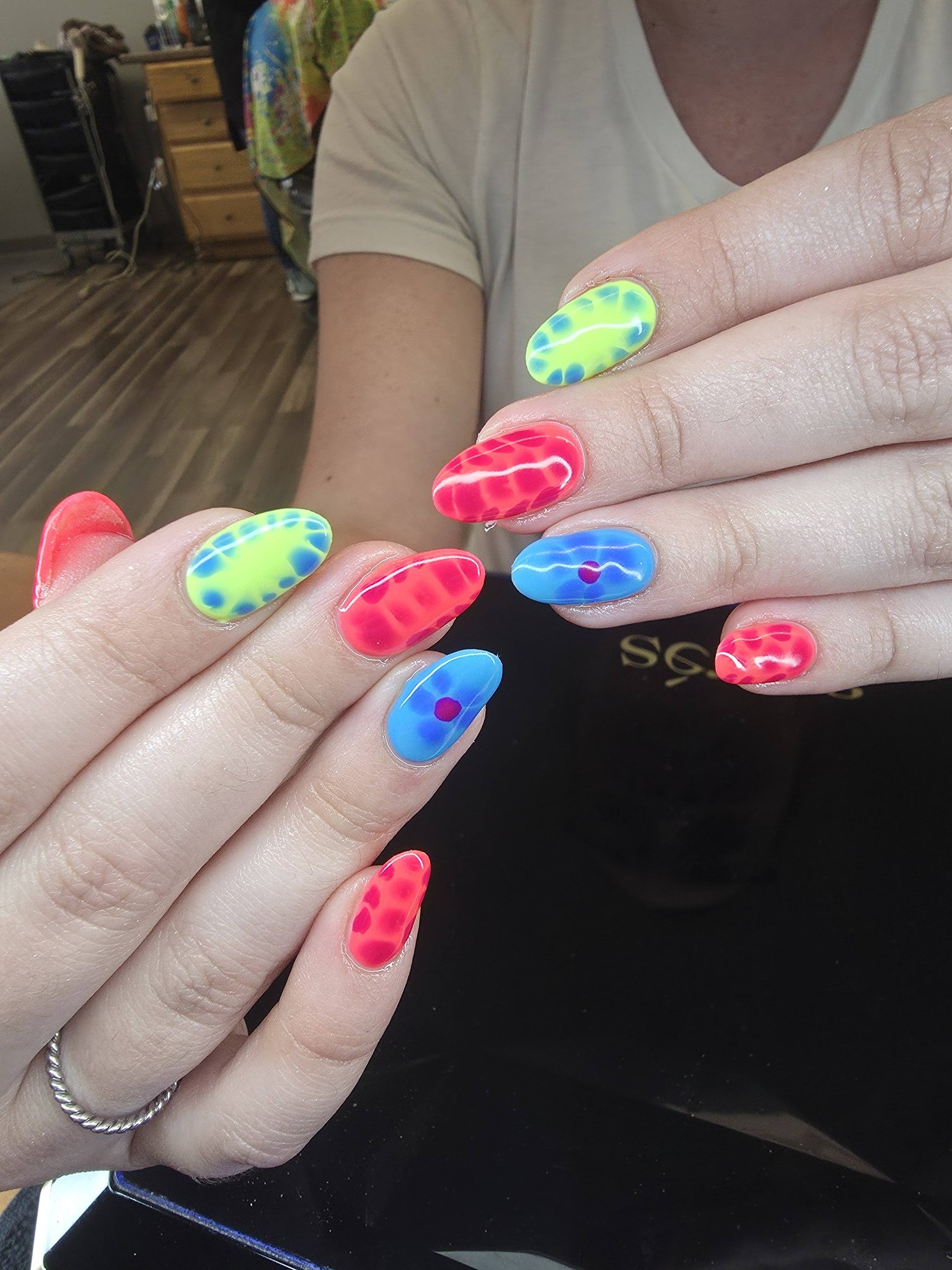 Beautiful Nails | Jefferson OH