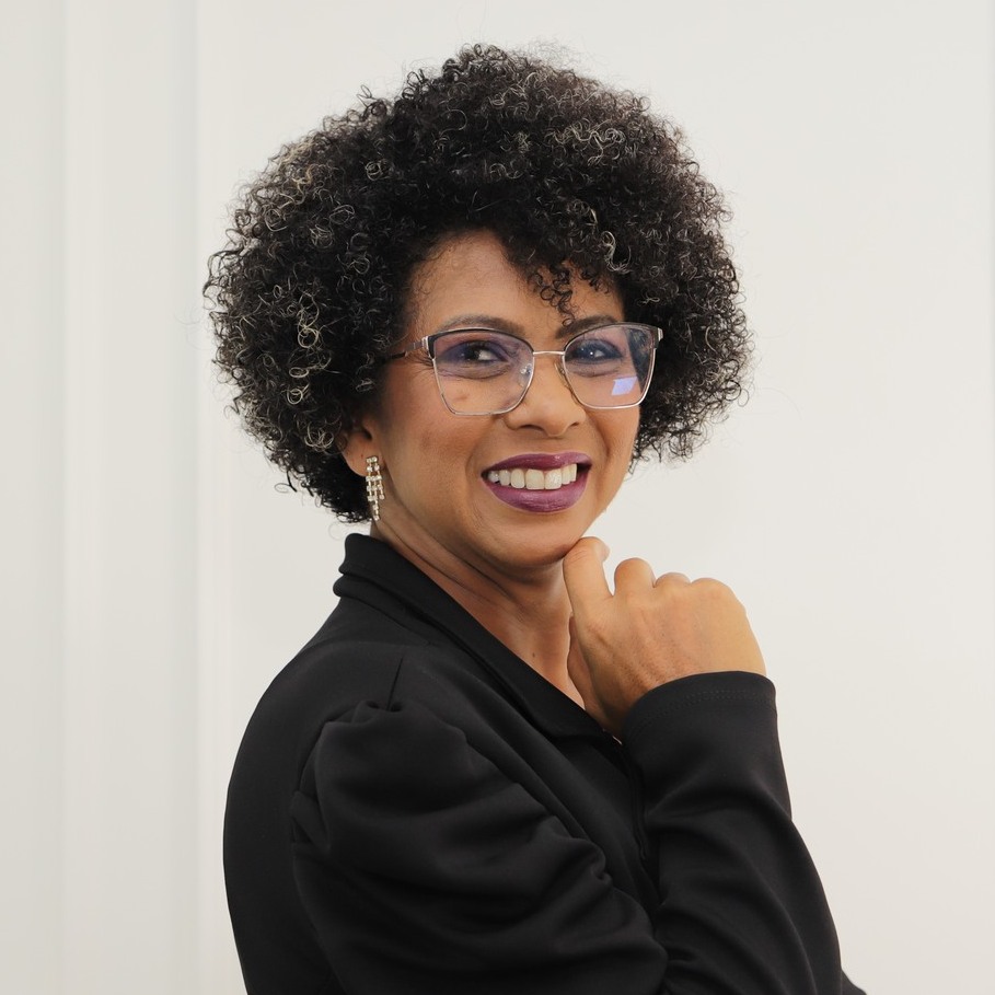 Eva Silva - Terapeuta... - Eva Silva - Terapeuta Capilar