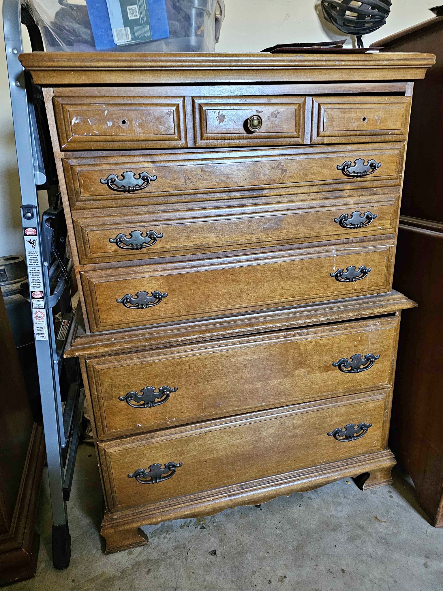 used dresser for sale Riley - 7 Drawer This dresser is designed to enhance your home with its beautiful oak finish and generous storage capacity Used Wicker Dresser - 33