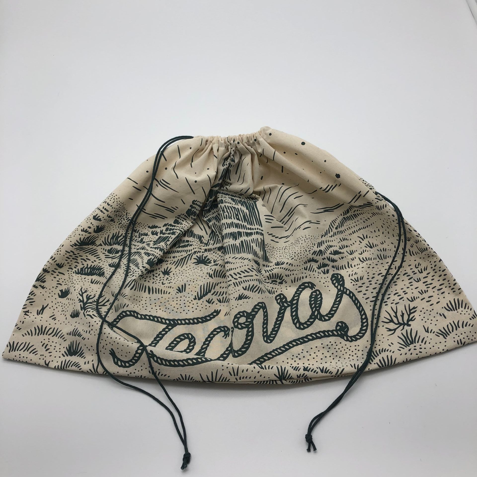 Here's a horizontal opening bag with... - Customdustbags.com