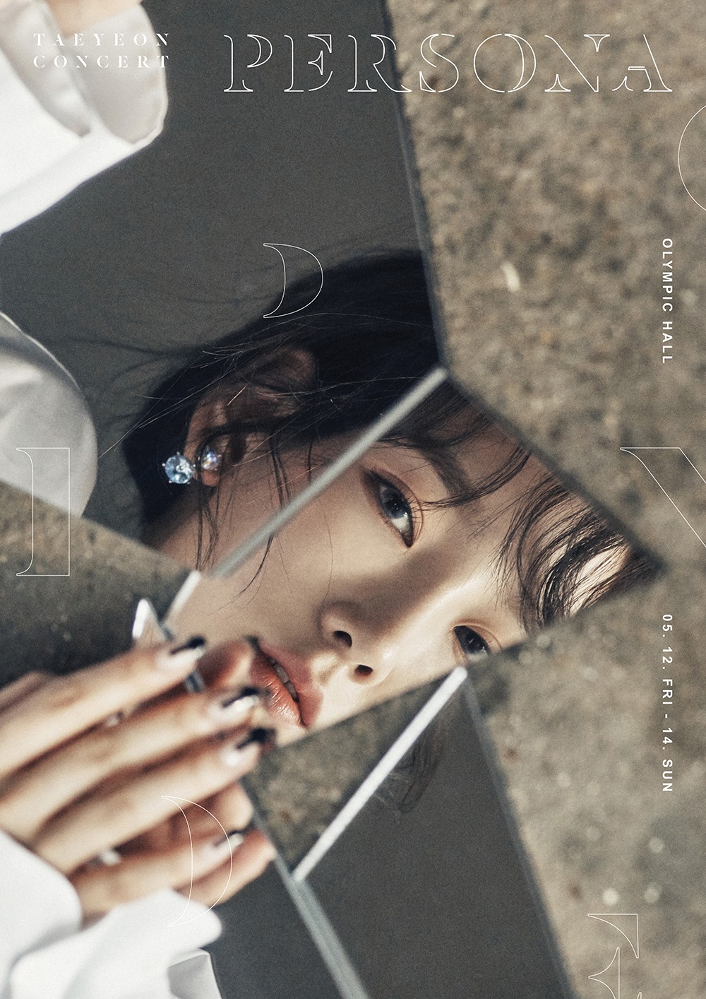 태연, 두 번째 단독 콘서트 'PERSONA' 화보집 9월 27일 출시 오늘부터