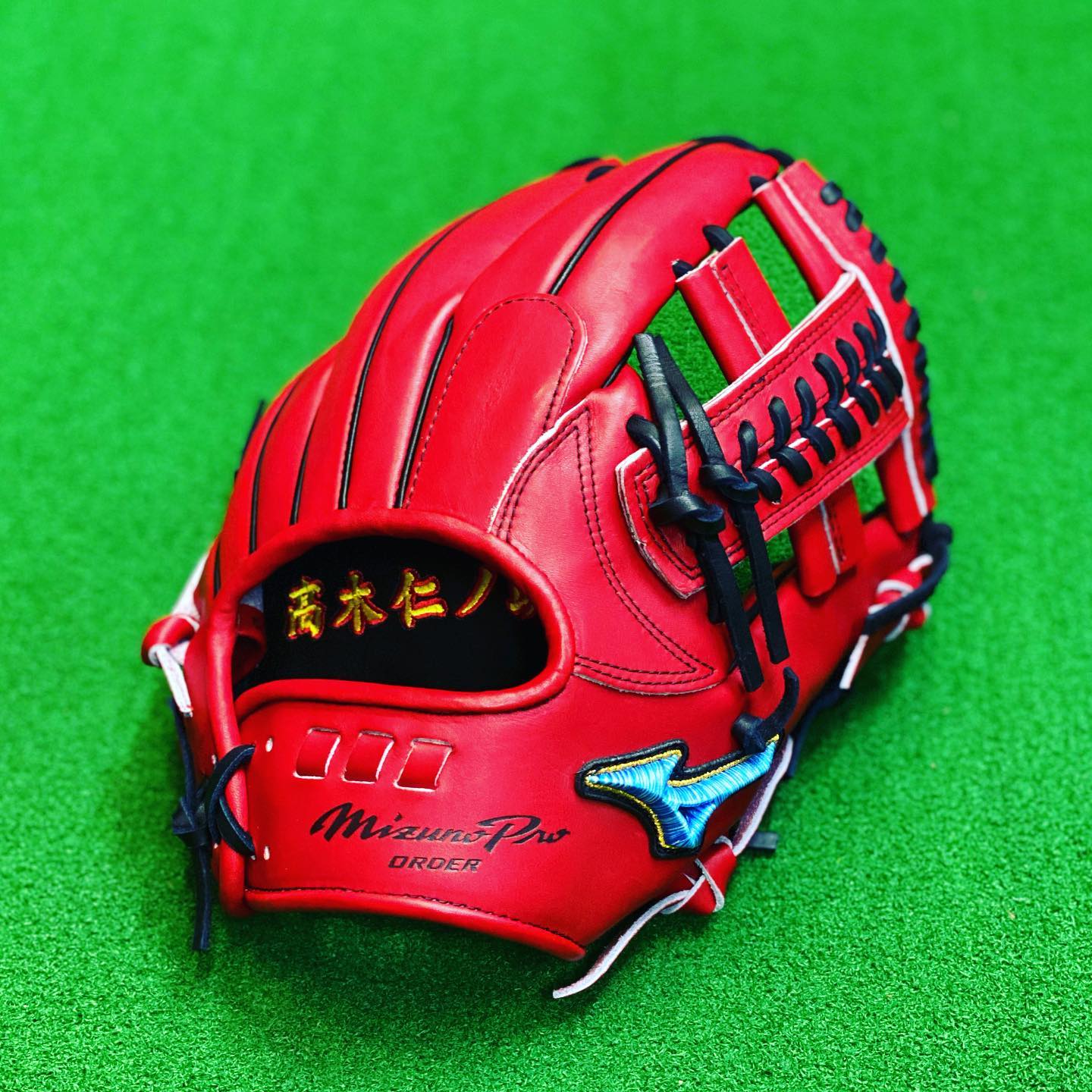 ミズノプロオーダーグラブ 坂本勇人5Dモデル 本体カラー:レッド 裏革 
