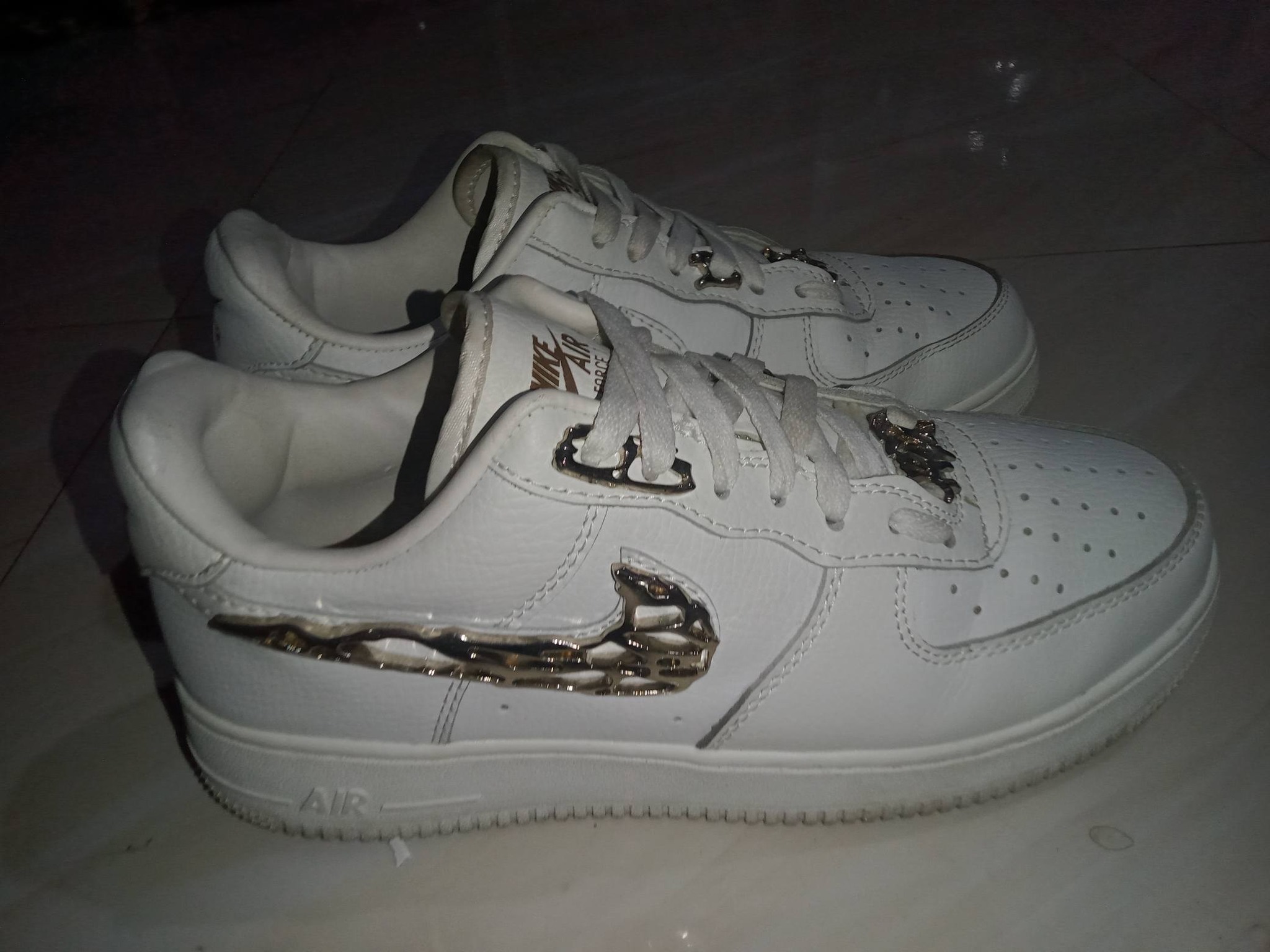 ซื้อ-ขาย รองเท้าไนกี้ ของแท้ NIKE TH | Facebook