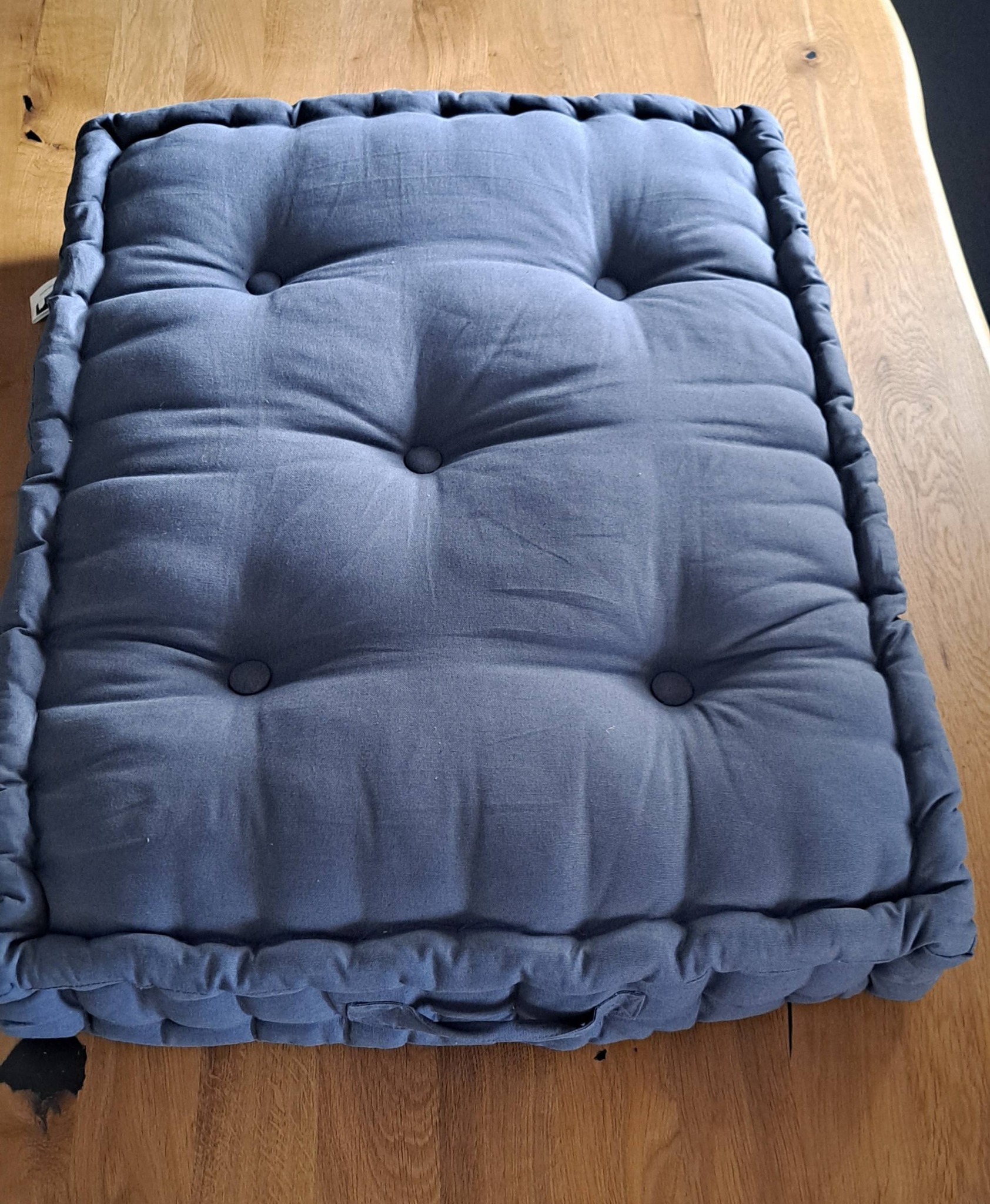 Verkaufe neuwertiges Palettenkissen (80x60) 10€