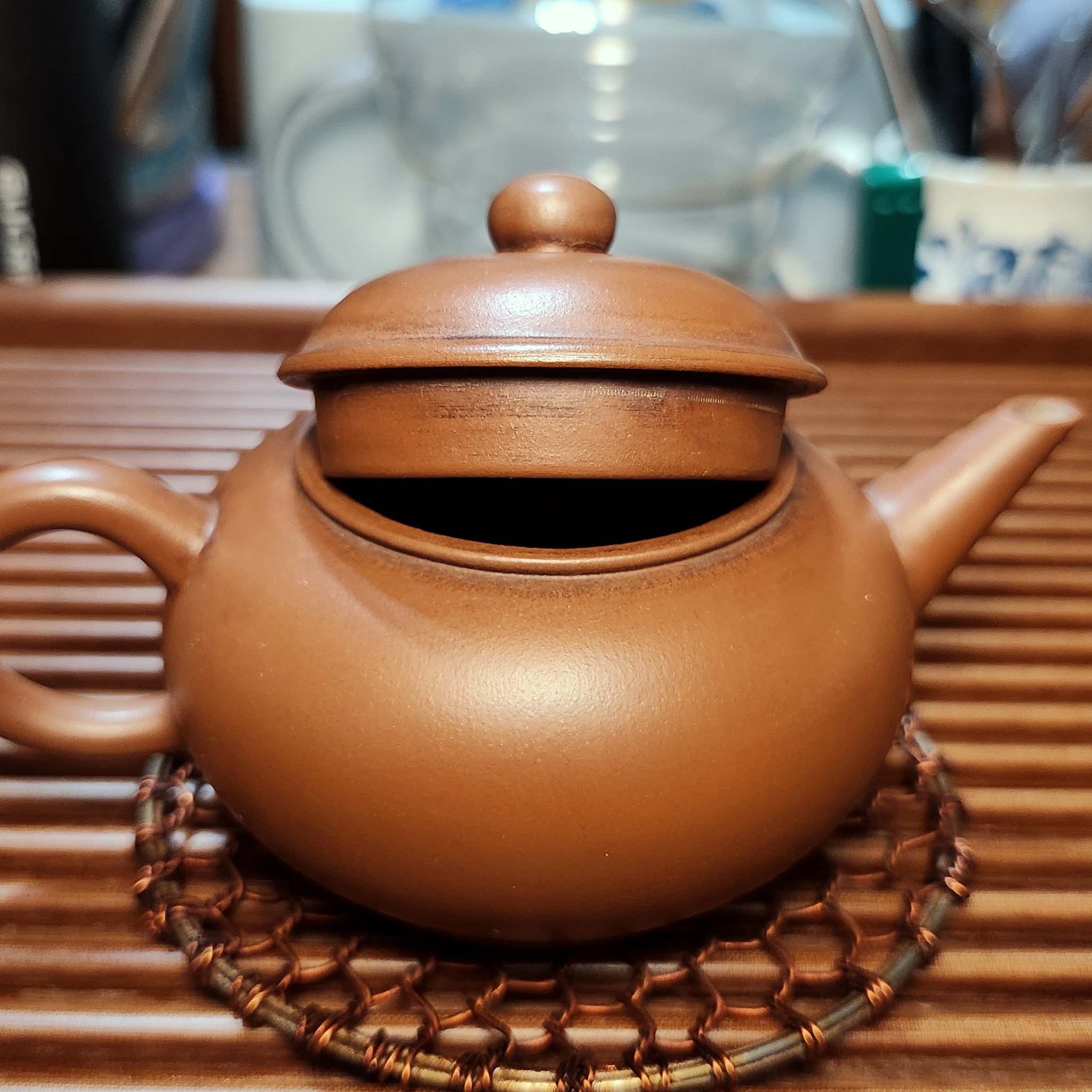 早期朱泥水平壺紀念中國改革開放二十週年陽羨朱泥，福記監製中國宜興