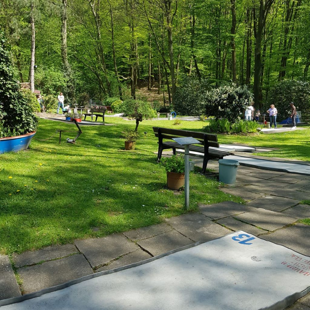 Minigolf Und Bogenschiessen Im Gysenberg 128 Foto S 15