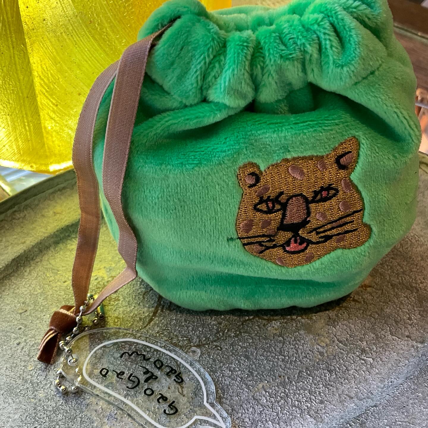 くせ強ポーチ入荷です♡ 飴ちゃん専用きんちゃく🍬🍬1980yen taxin