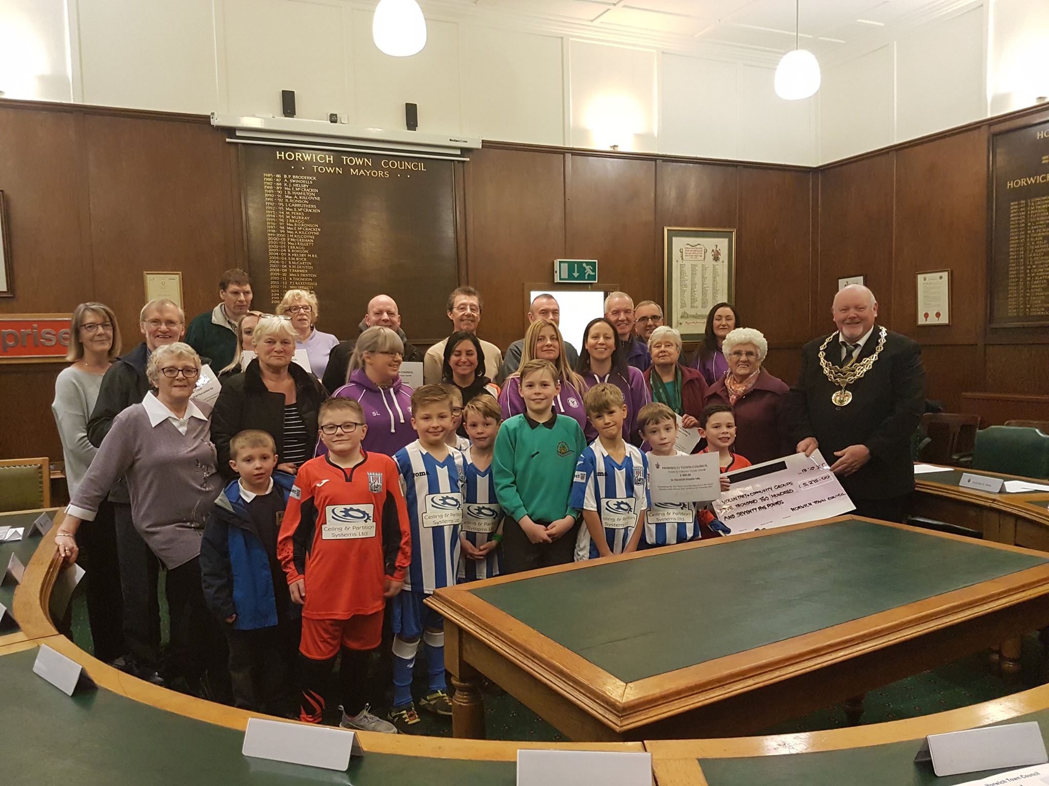 #Horwich Town Council supporting... - Horwich Means Business | Facebook