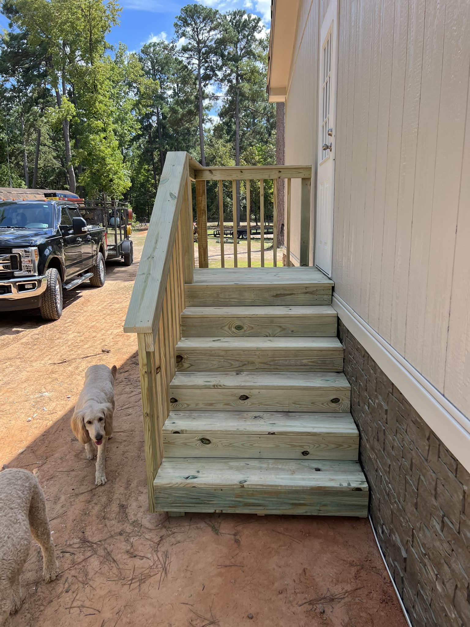 La Dex - 🪜 Custom Set of Steps 🏡 Simple, strong, and... | Facebook