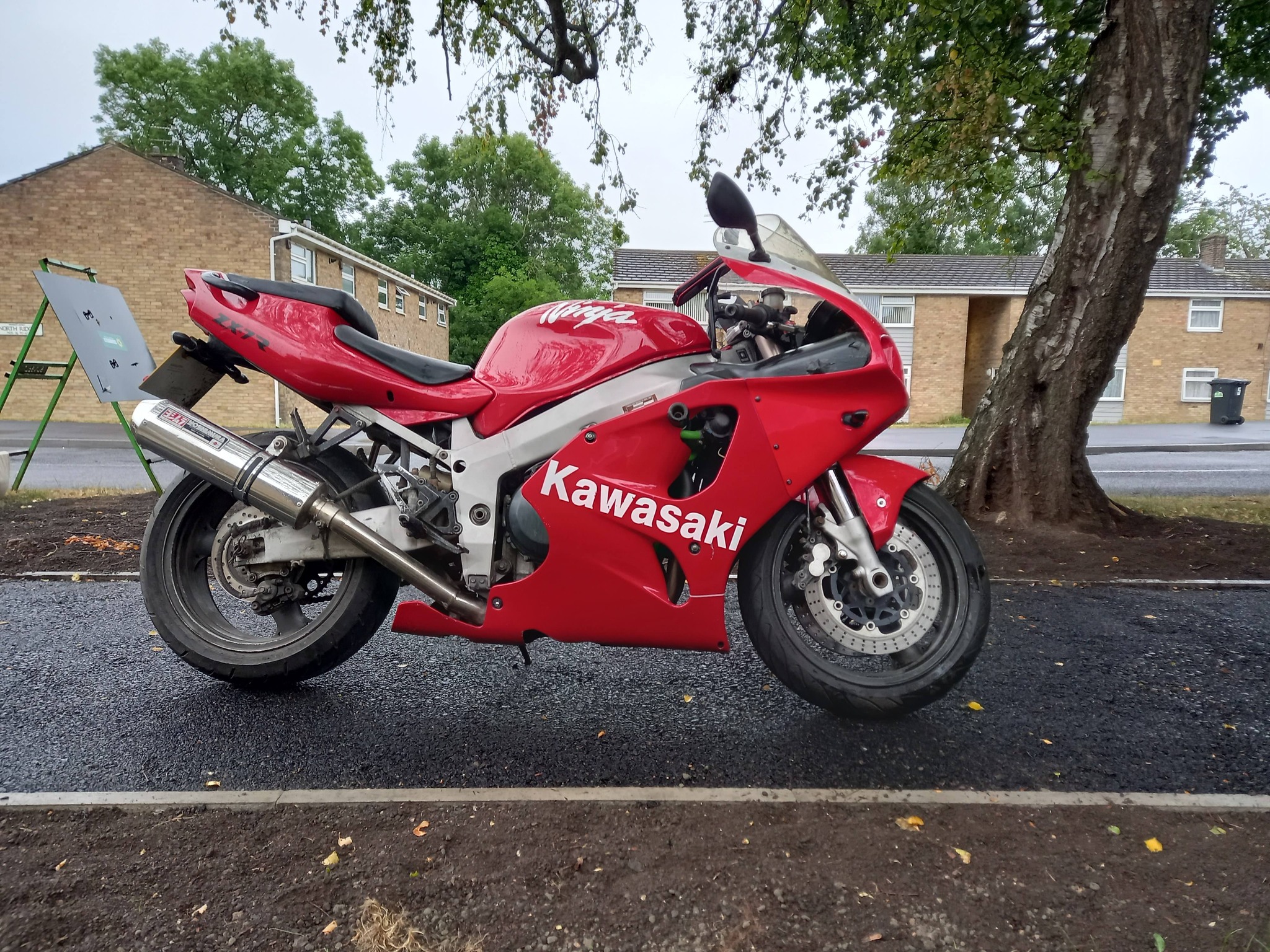 1998 red kawasaki zx7r for sale in northumberland
