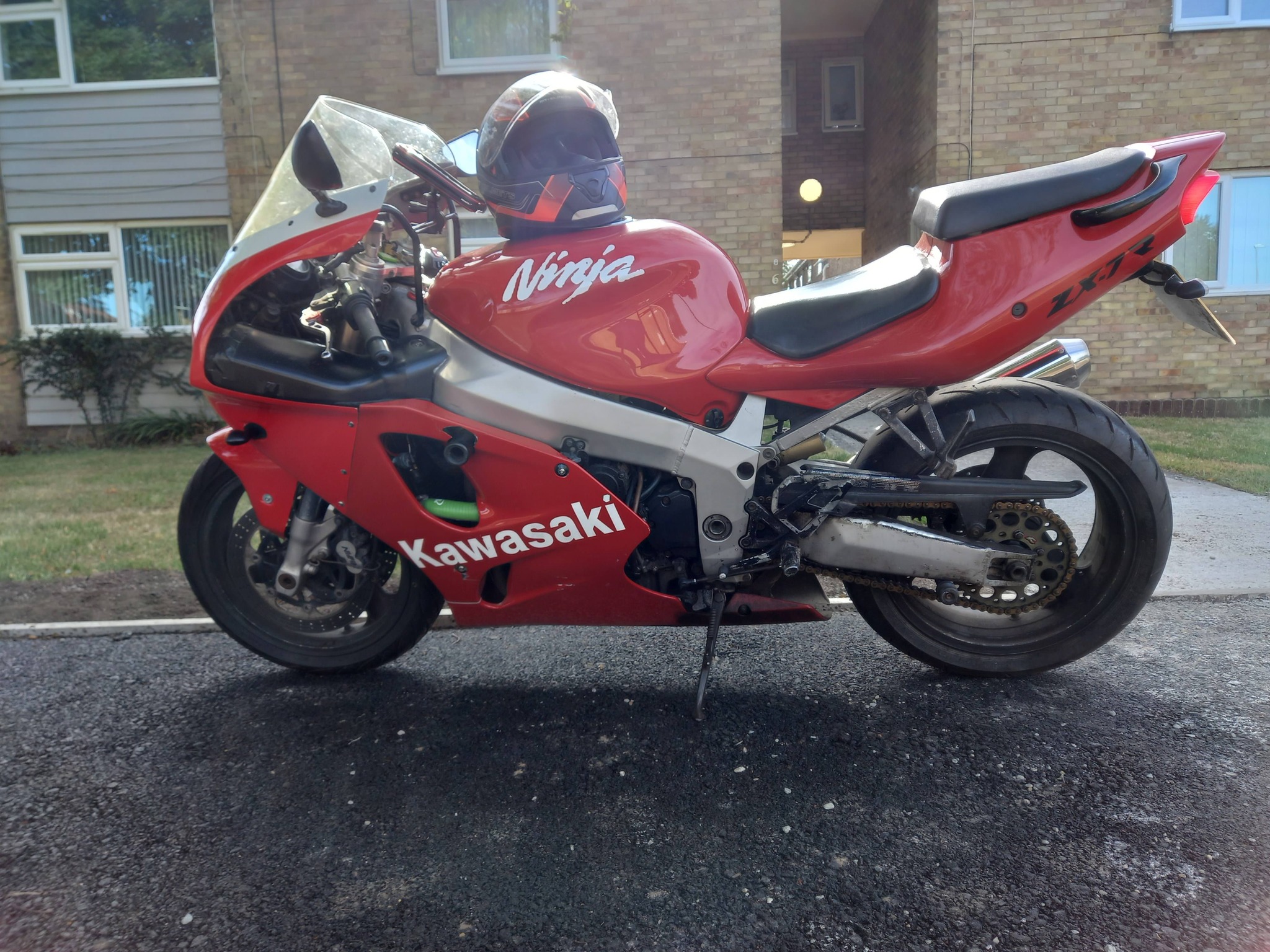 1998 red kawasaki zx7r for sale in northumberland