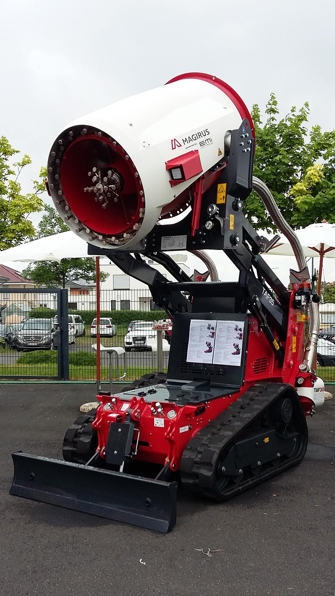 Magirus Group - Day 2 at RETTmobil: Discover the AirCore...