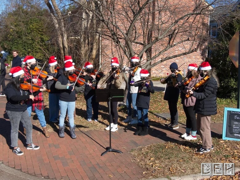Williamsburg Strolling Strings