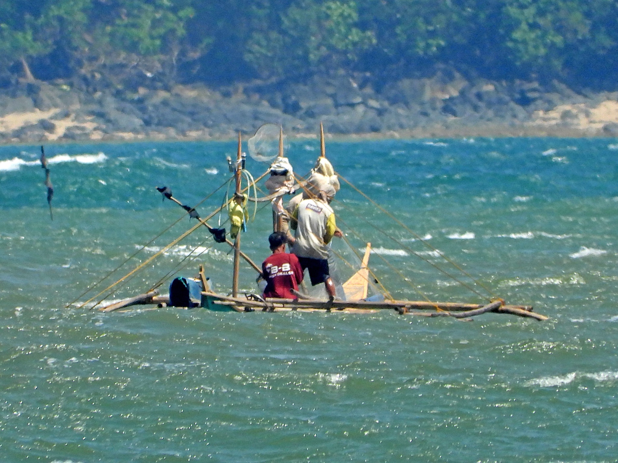 Today's images of brave fishermen... - Mambulao Artsncrafts | Facebook