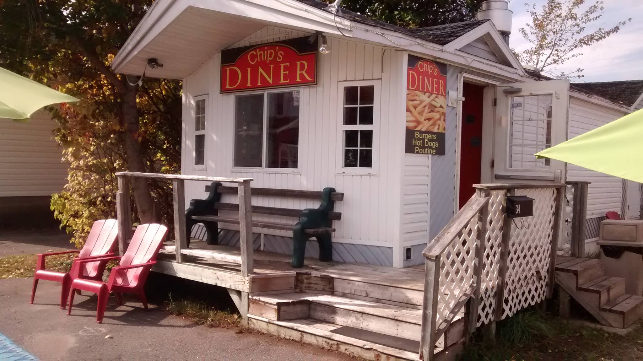 Chips Diner | Perth ON
