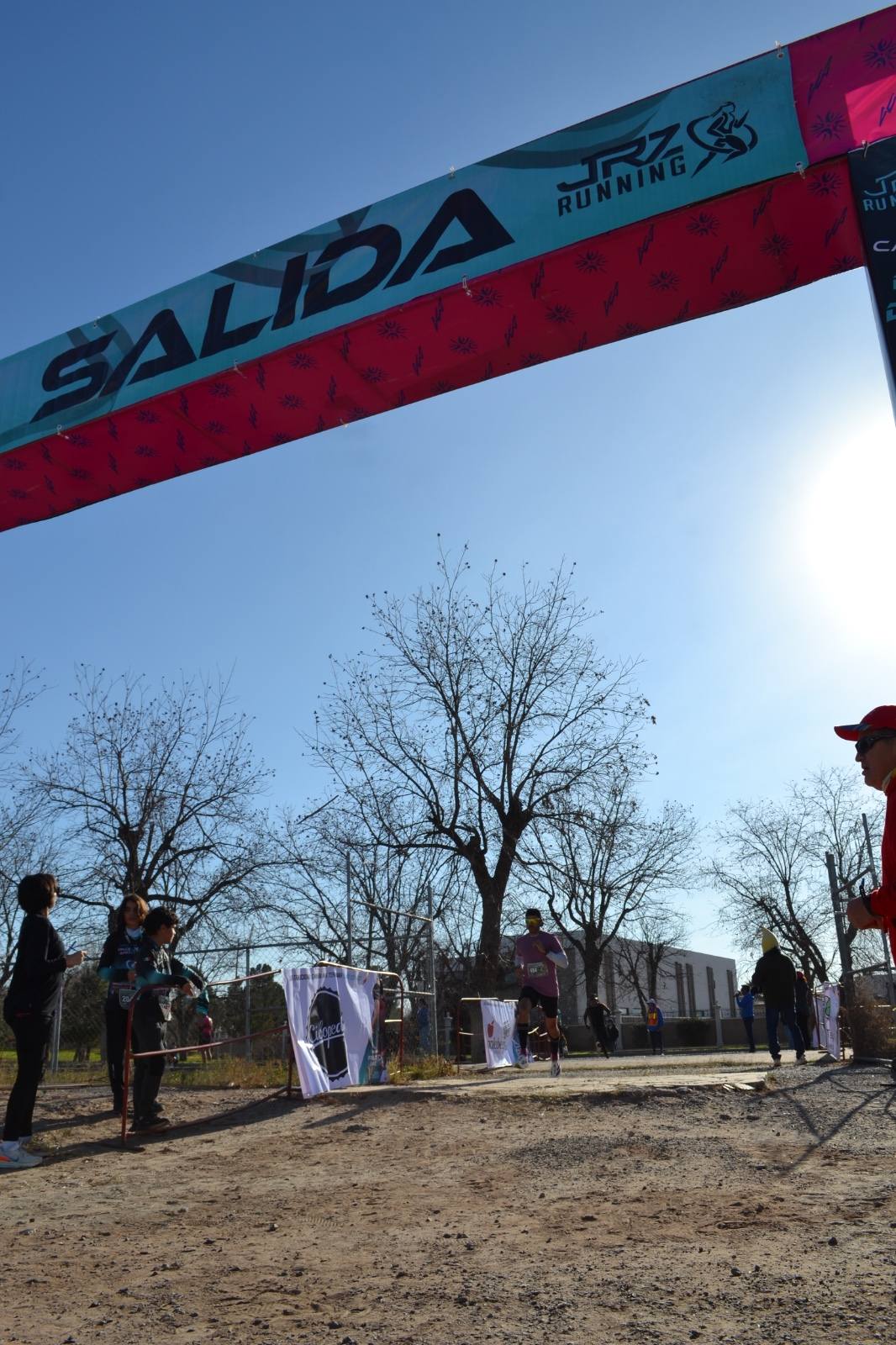 JRZ - ENTREGA de KITs Carrera Fin de Año 2021 Día: 30 de Diciembre 2021 ...