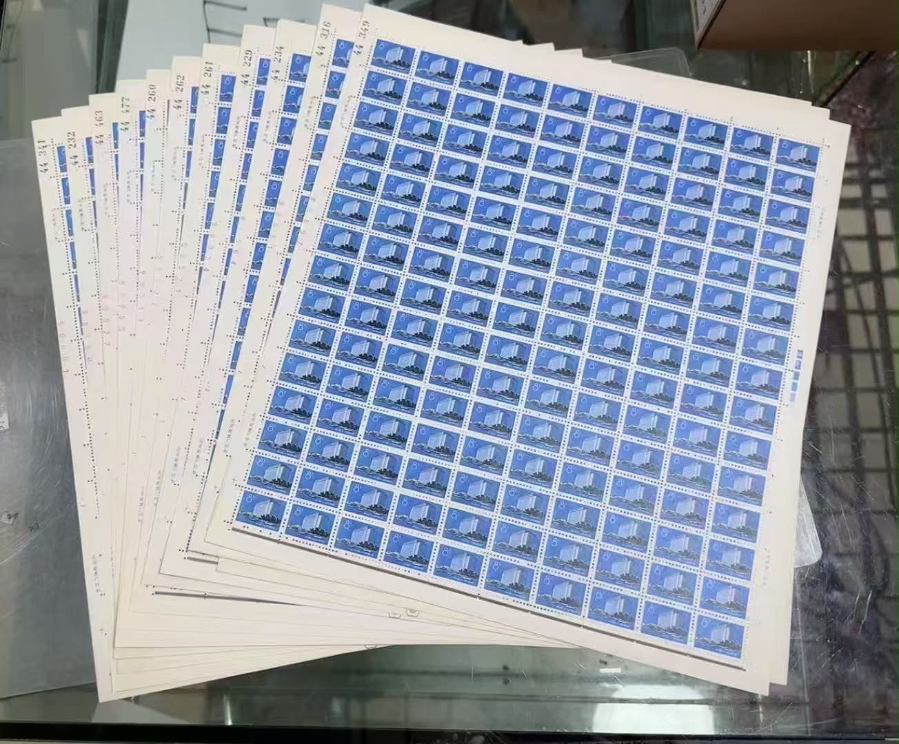 缘邮币stacy stamp - 缘邮币stacy stamp added a new photo.