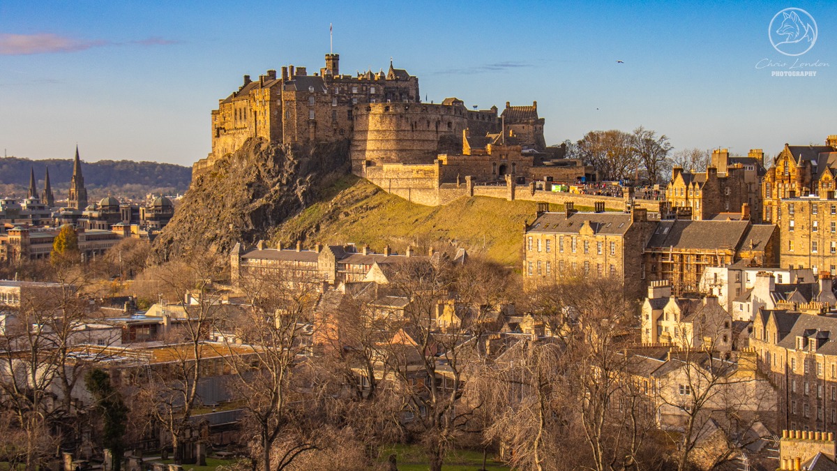 Edinburgh from the Rooftops የአሥች Ceeroane РИОТОВНАΡ