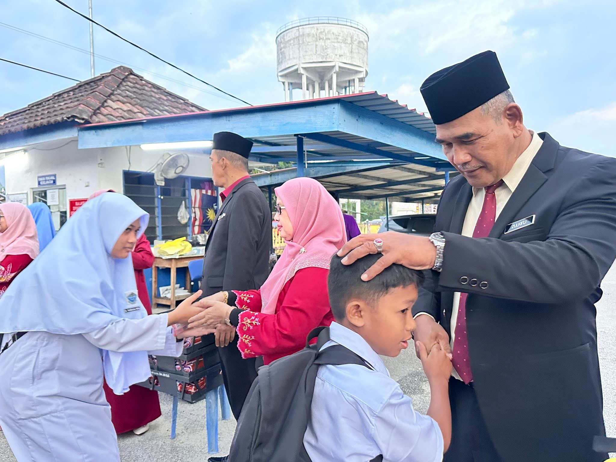 SMK - SELAMAT MENDUDUKI UBBM 2 November 2025- 05 November 2025 | Facebook