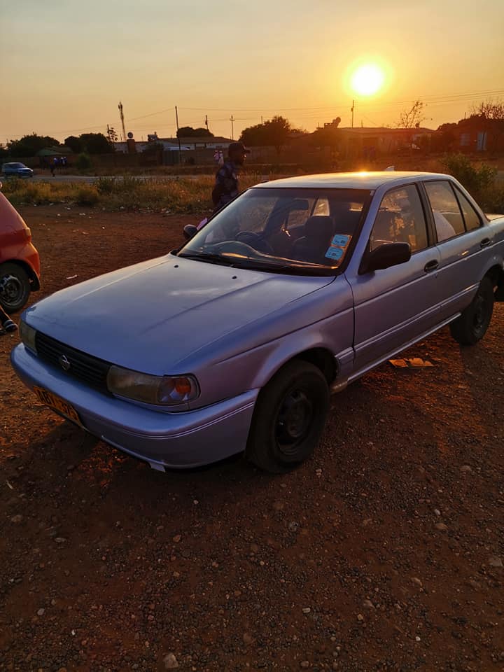 Nissan Sunny FB13