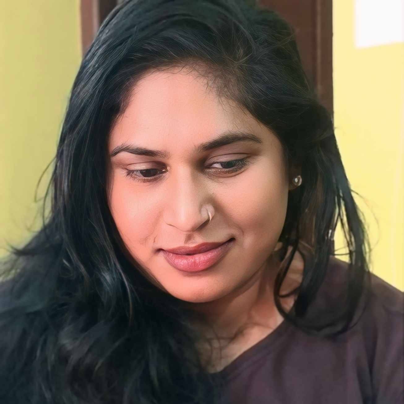Rashidha Official