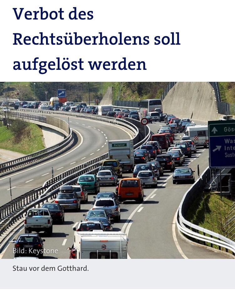 Rechts Vorbeifahren Autobahn