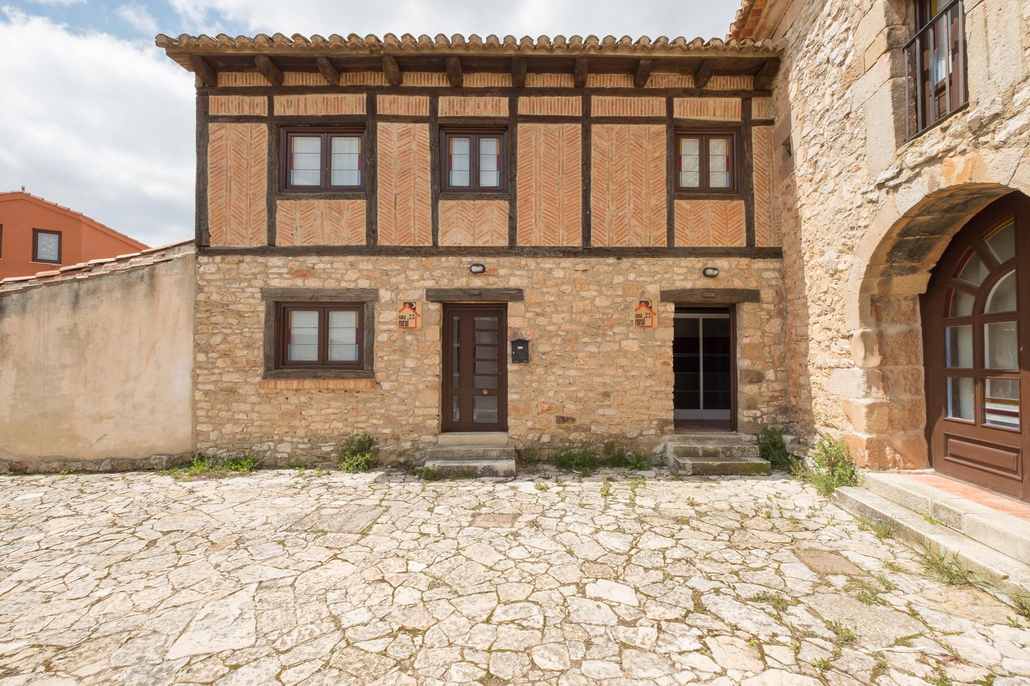 Las #casasrurales de... - Casas rurales Valoria y Canduelas | Facebook