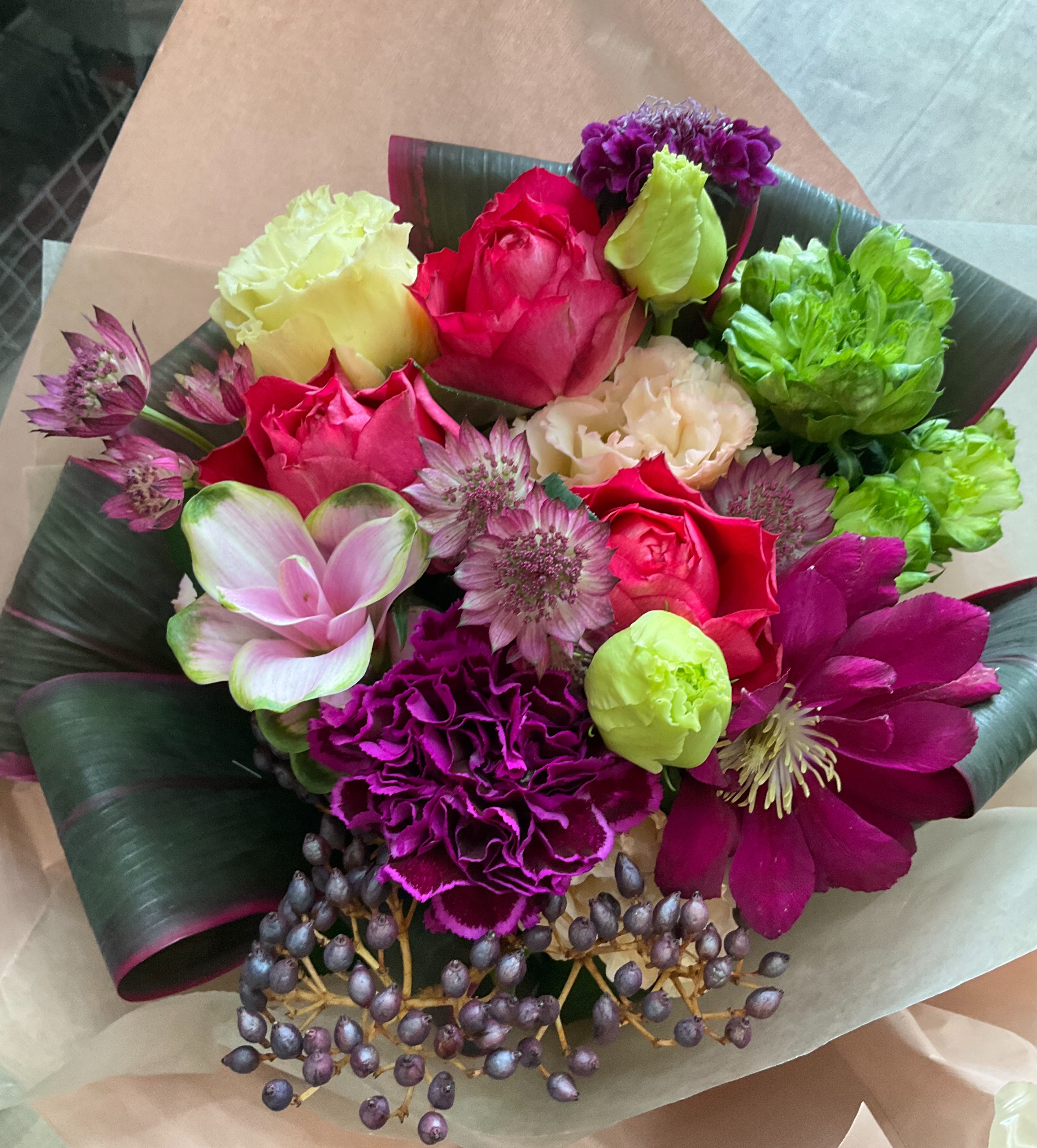 Flower leaf - Flower leaf added a new photo — at flowerleaf.