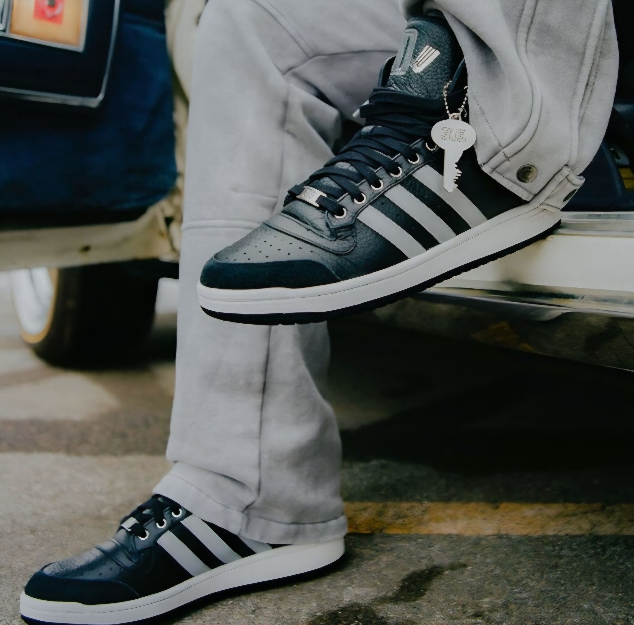 エアジョーダン1 27.5cm ロイヤル OG 🔺 ADIDAS ORIGINALS TOBACCO