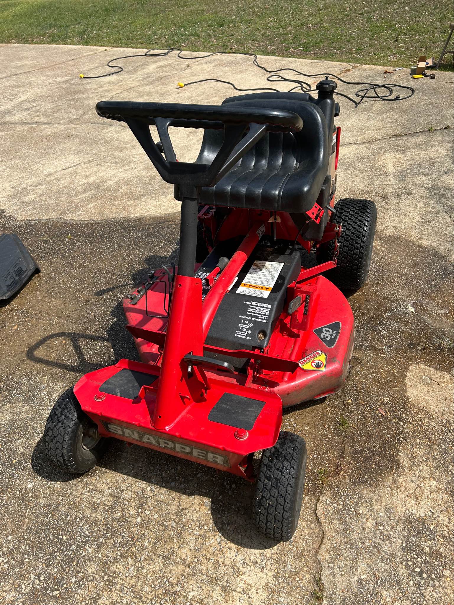 Snapper 30” cut with 10.5 HP motor and attachments. - Lawn Mowers ...