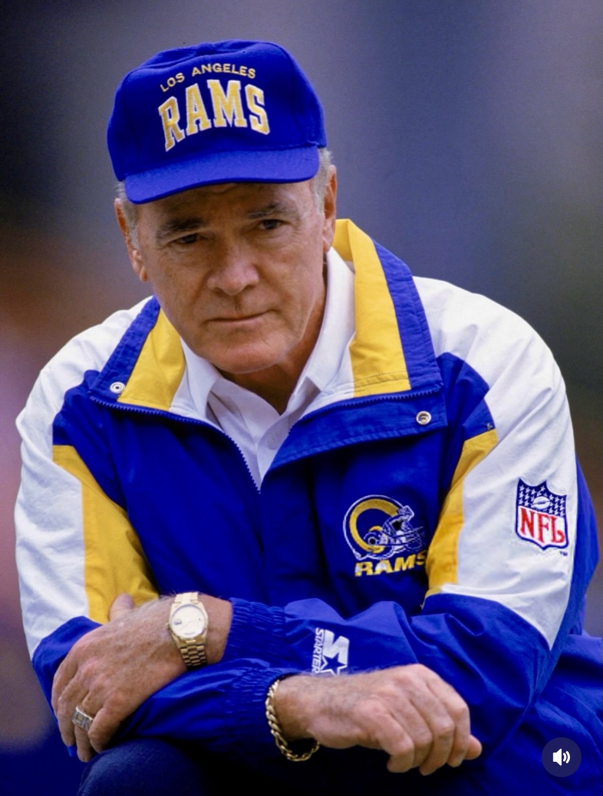 NFL Alumni showcase Starter fashion