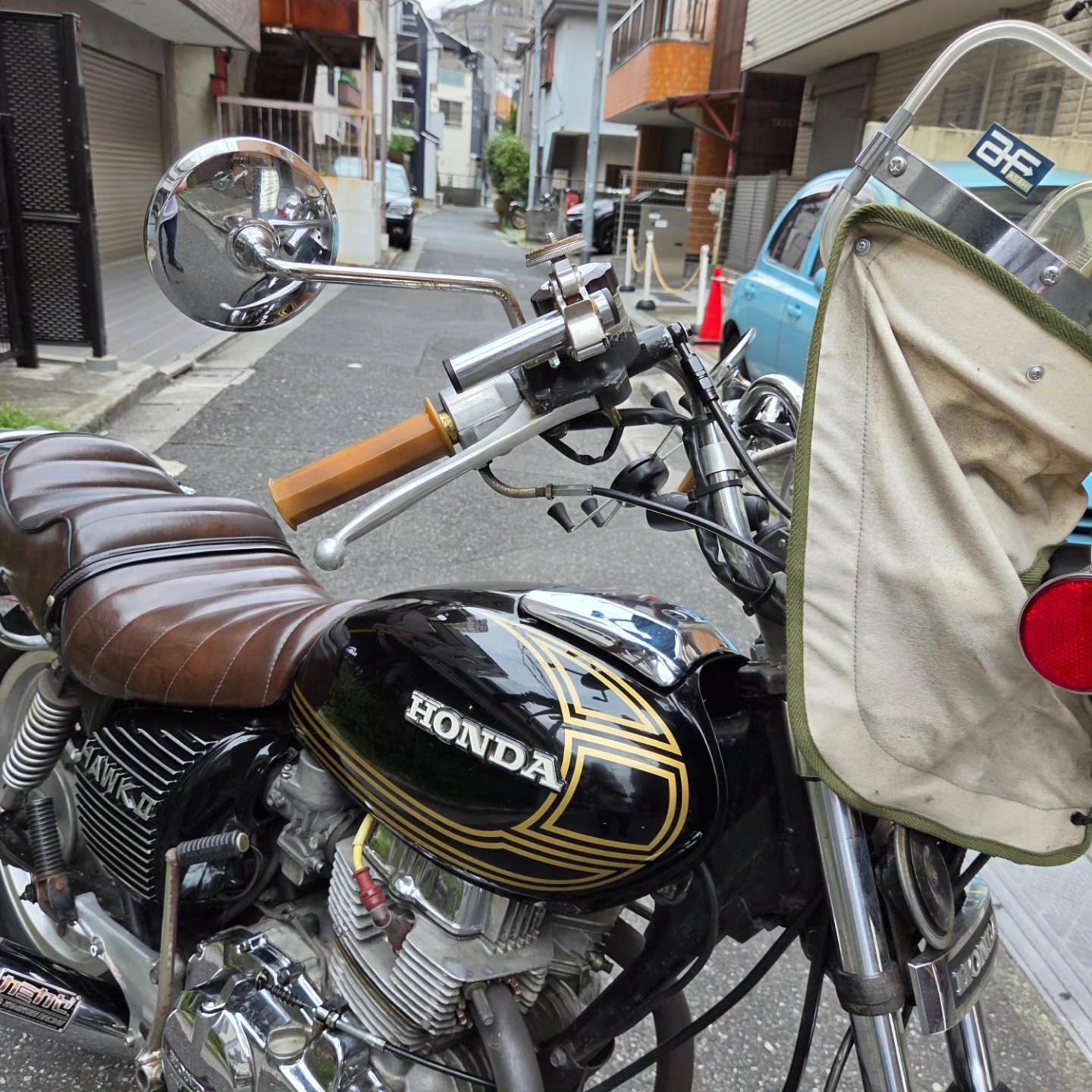 ☆エンジン腰上O/H CB250Tの腰上オーバーホールです。 ホークの250は